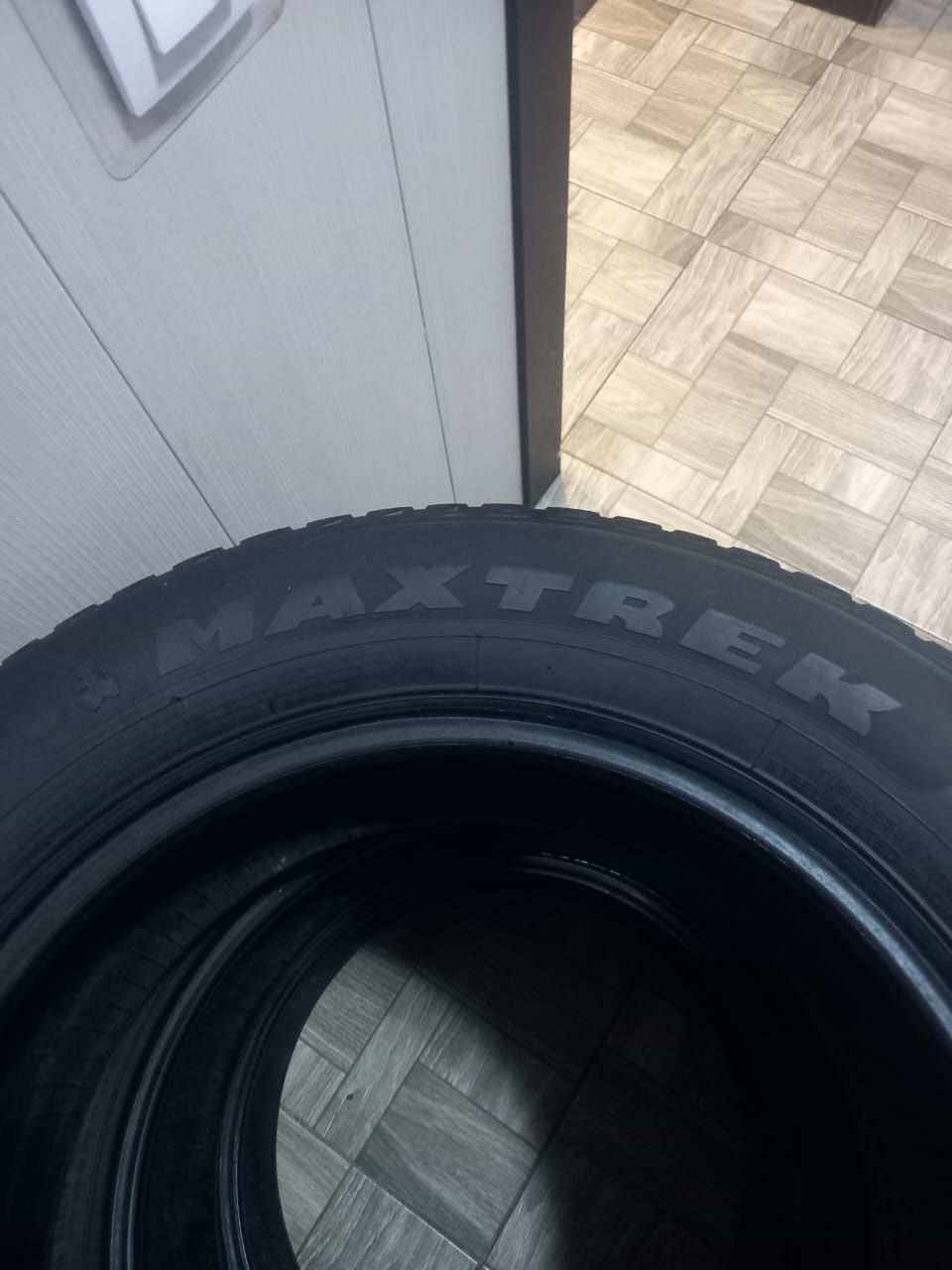 Продам зимнюю резину