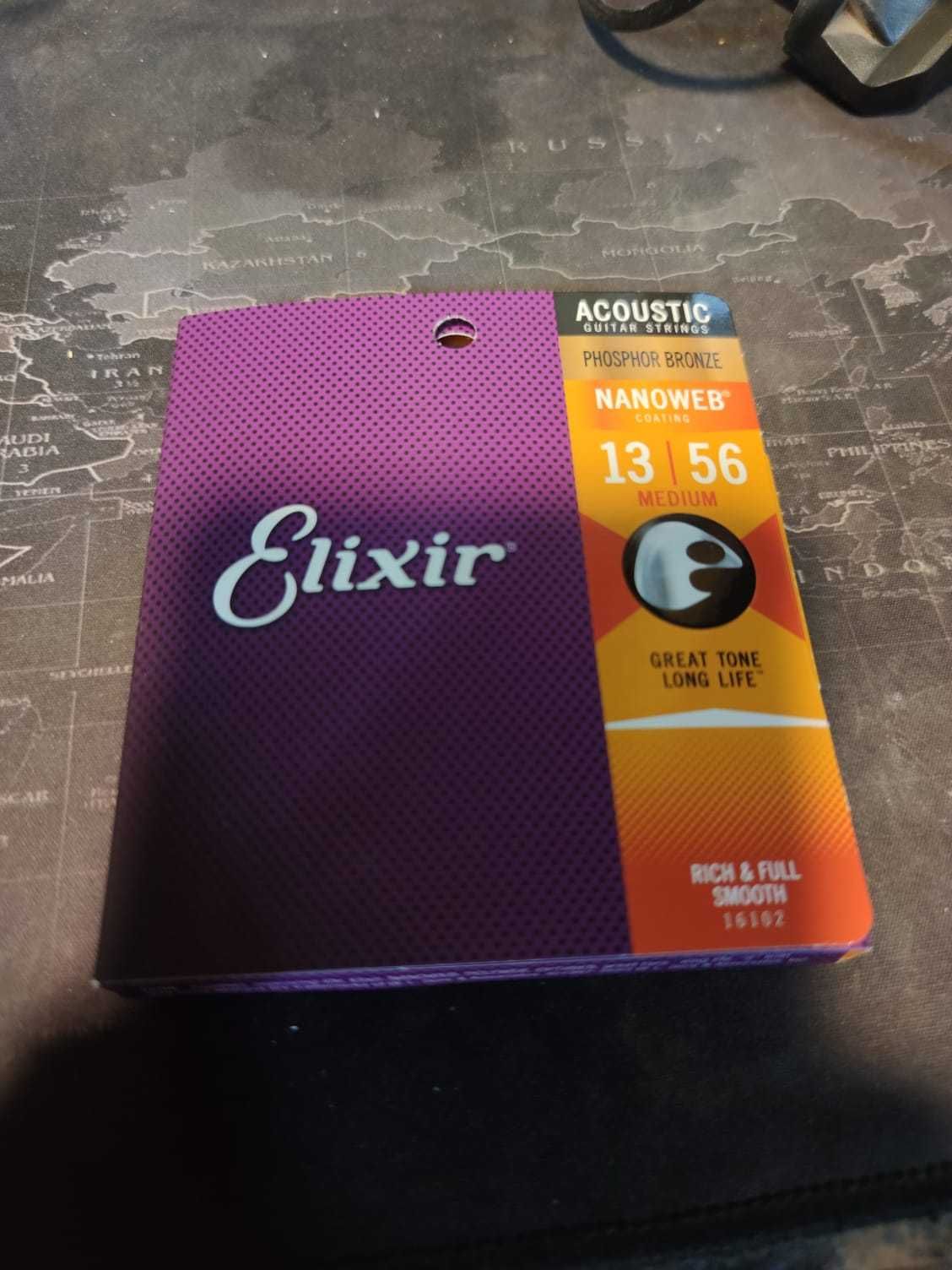 Новые струны для акустической гитары Elixir 16102