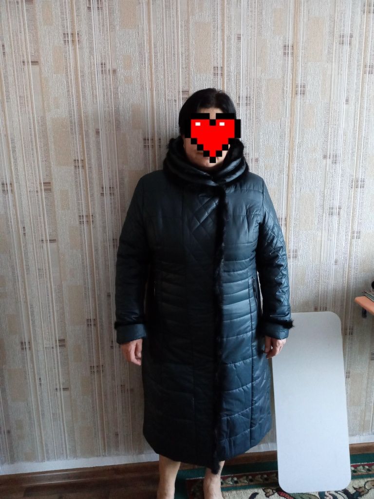 Зимний пуховик женский с копюшонам