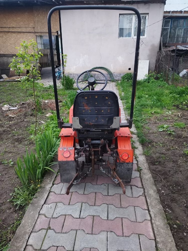 Продам мини-трактор полноприводный,МТЗ 132
