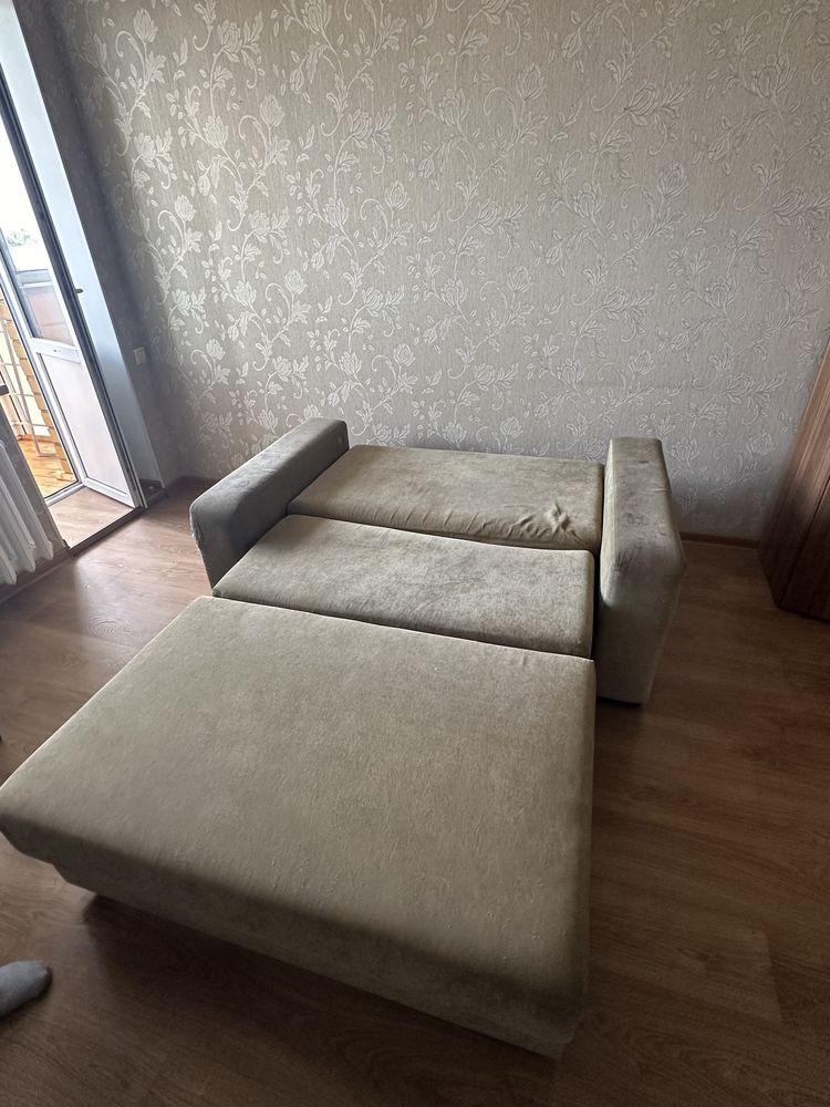 Продам диван состояние бу