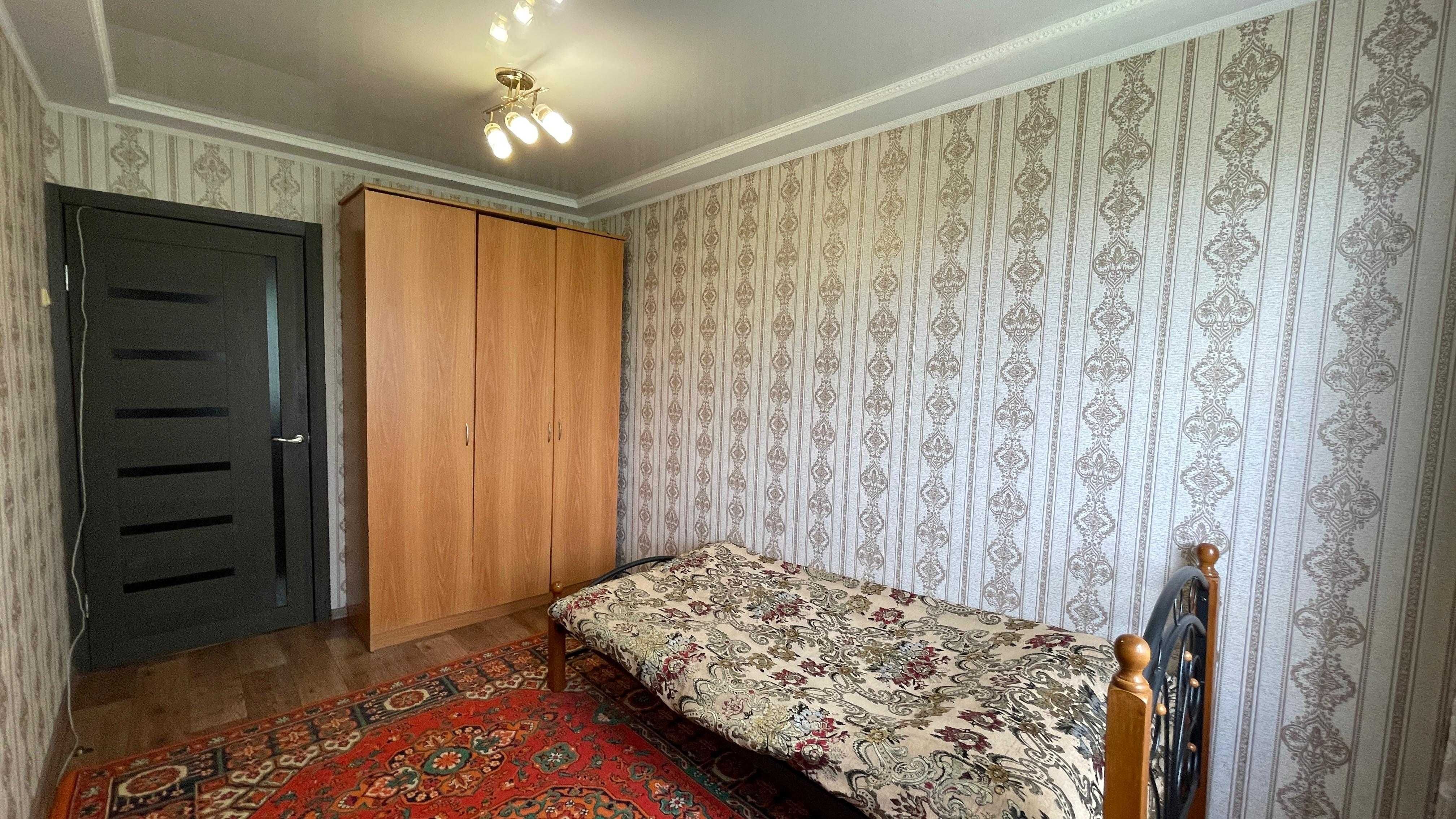 Продам 3-комнатную квартиру 15-микр. Не в залоге!!! С мебелью!!!