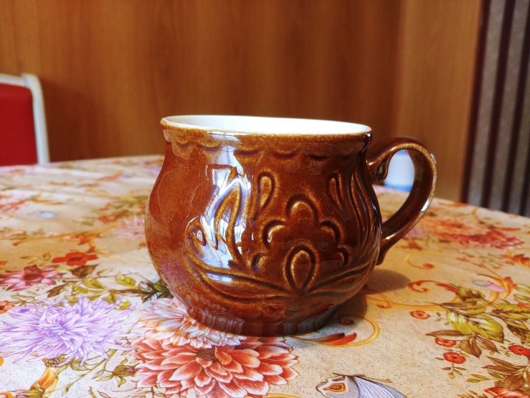 Продаю 2 керамических молочника