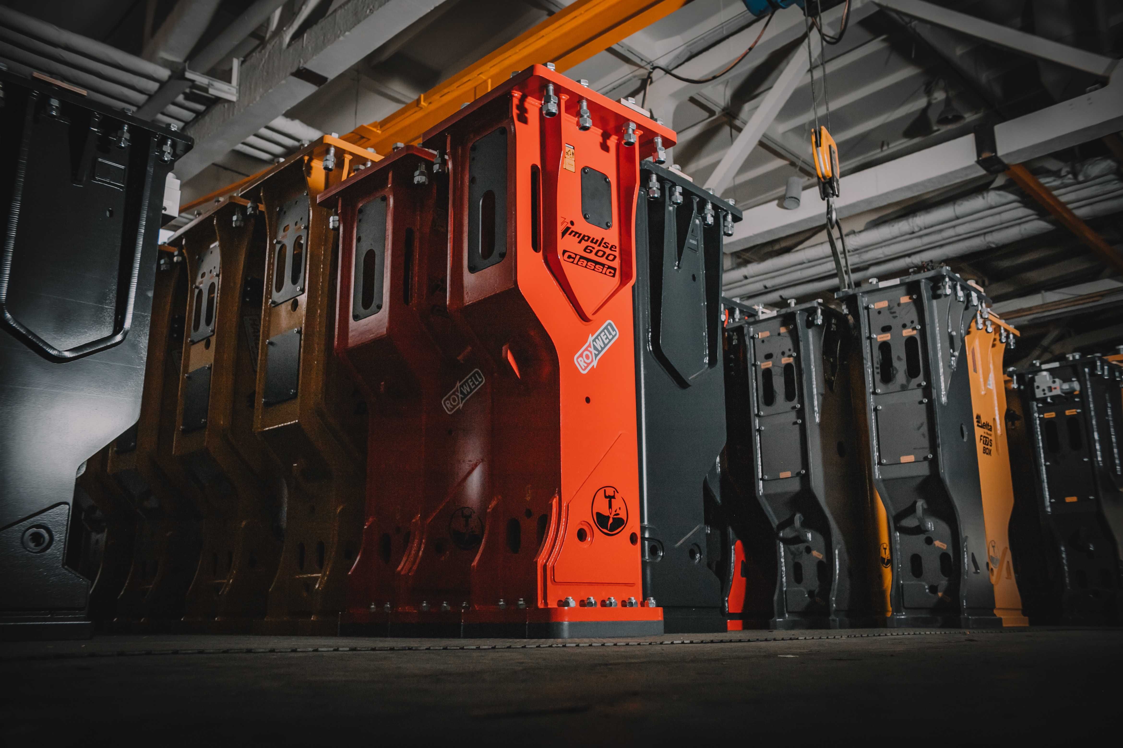Гидромолот на экскаватор CAT Hitachi Doosan JCB SANY (Delta) Ю.Корея