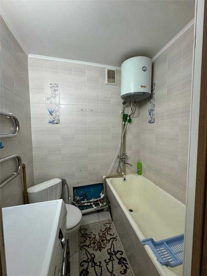 S  Продам 5-ти ком по Мира 3/5 этаж, не угловая
