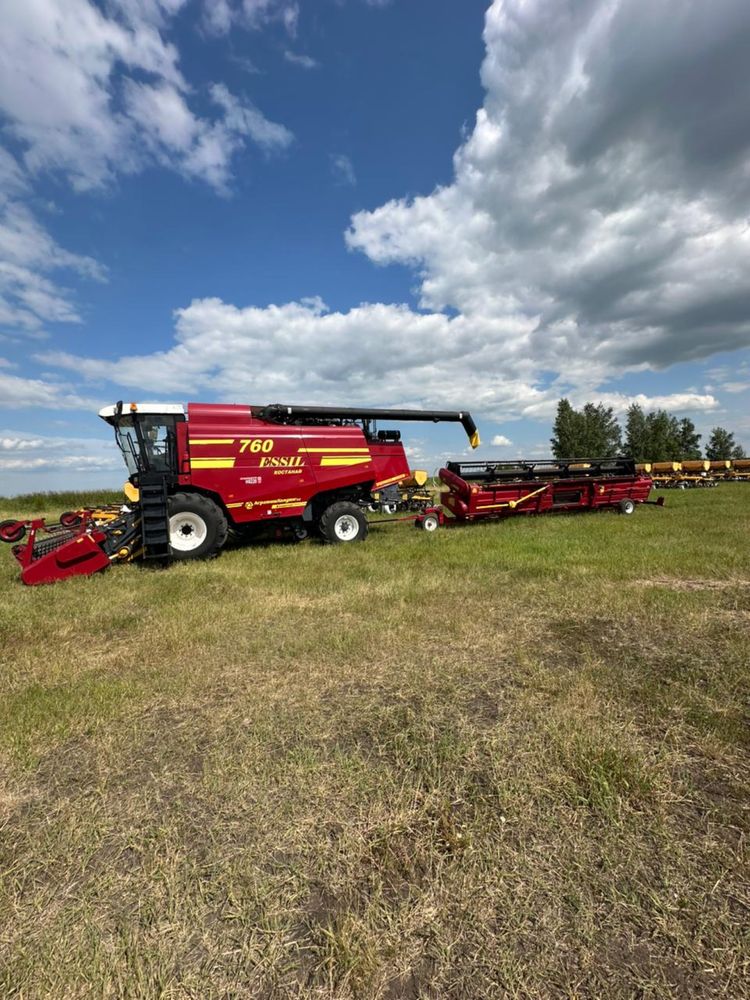 Комбайн ЕСИЛЬ 760