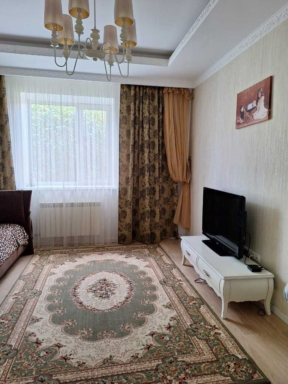 Уральск · Отдельный дом · 4 комнаты · 165 м² · 10 сот.