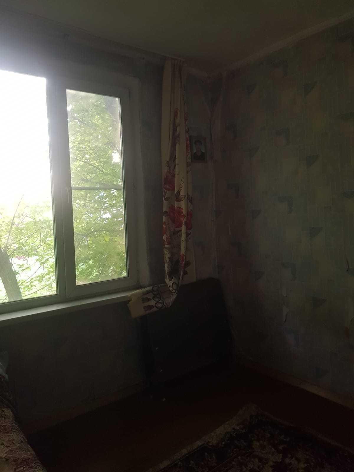 Продаётся 3-комнатная квартира в доме барачного типа