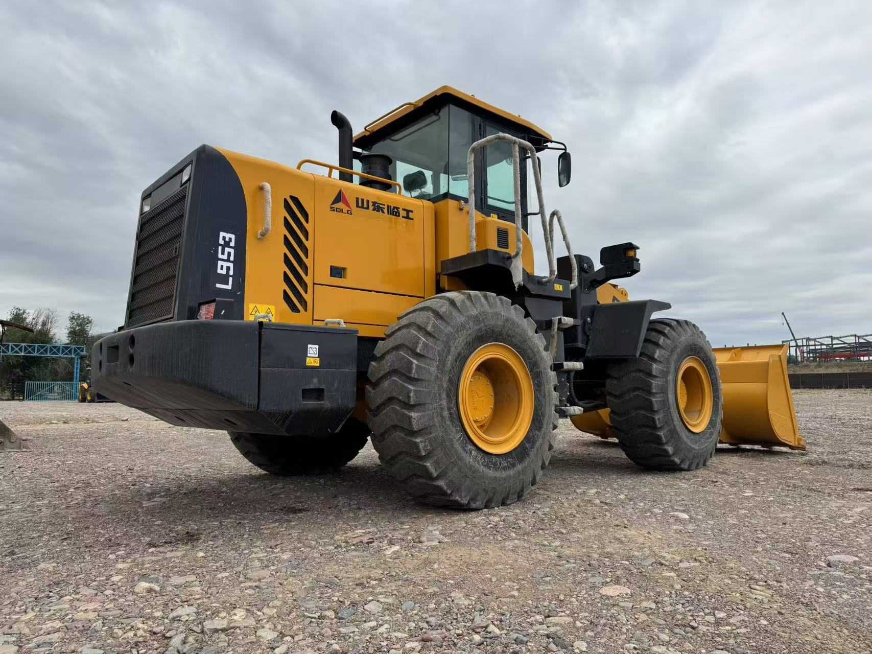 2023 SDLG L953, 3,7 м3, подержанный погрузчик, высокое качество