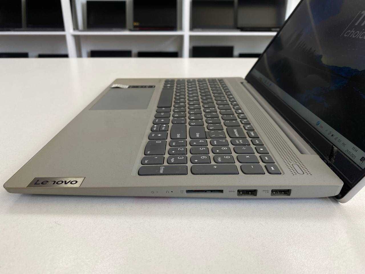 Ноутбук Lenovo IdeaPad 5-Core i3-1005G1/4GB/SSD 256GB/Intel UHD
