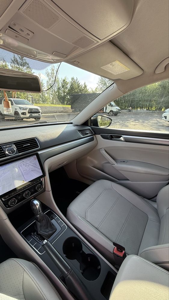 Продам Passat B 8 2016 года. R-Line богатая комплектация .