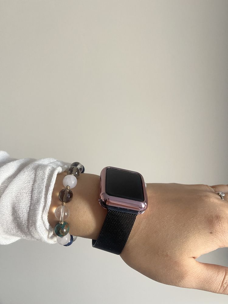 Продам Apple watch 3