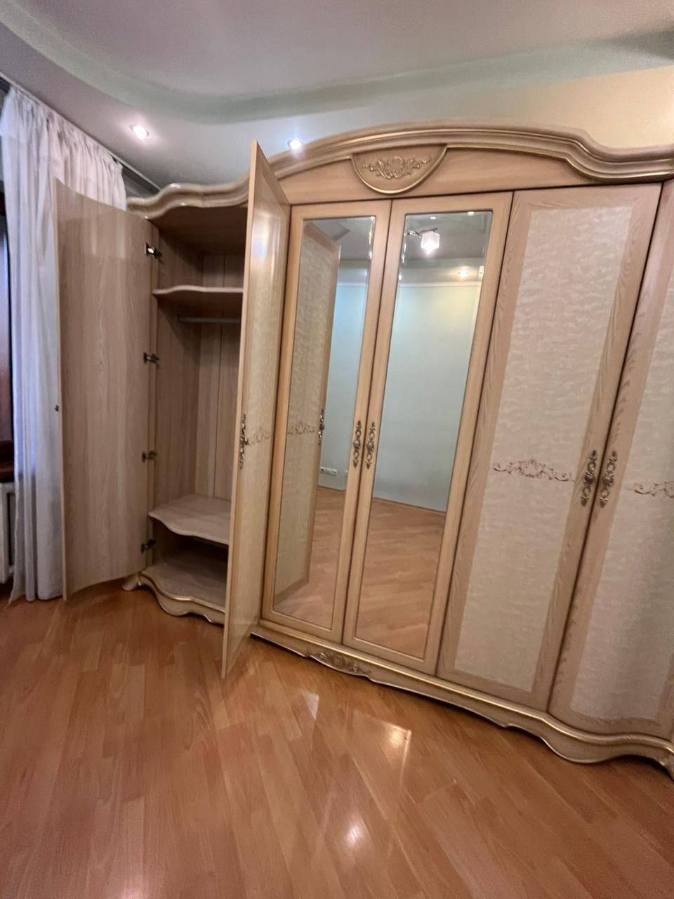 Шкаф для спальни