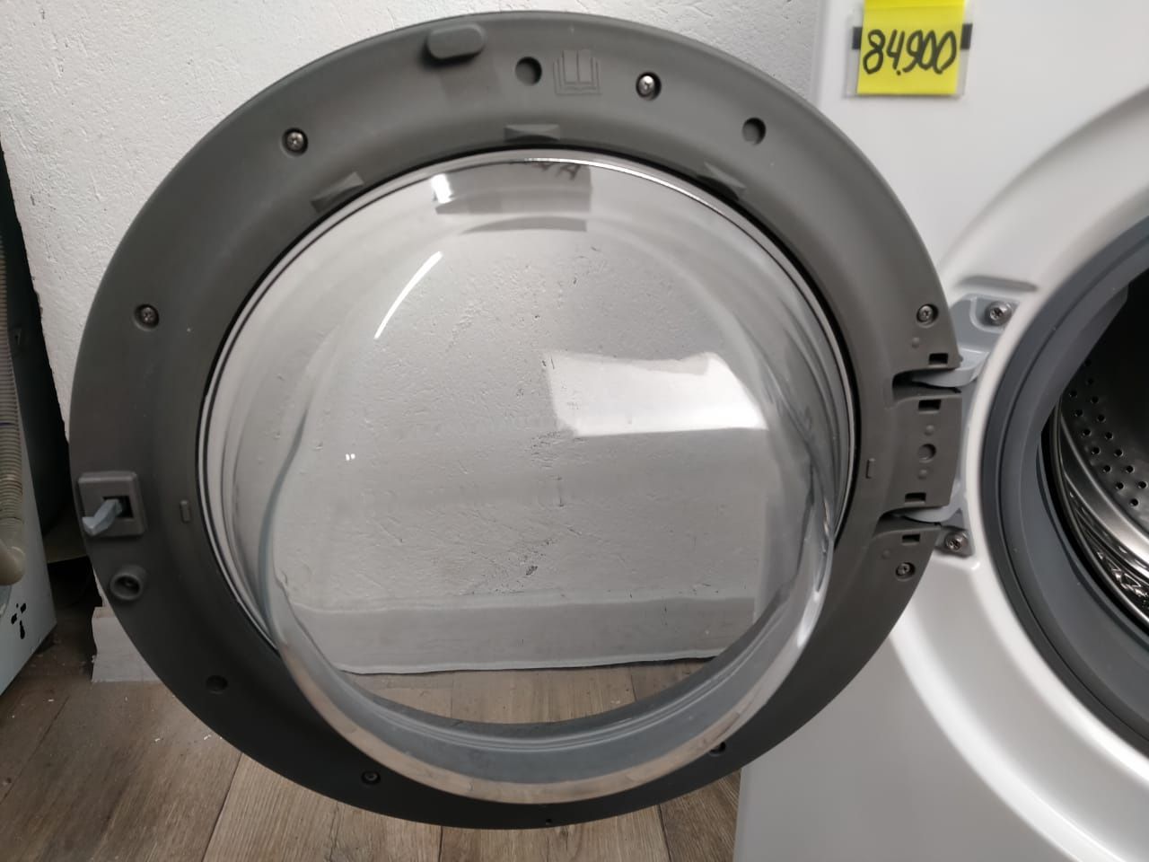 СТИРАЛЬНАЯ машина SAMSUNG 6KG/состояние новое/гарантия/доставка