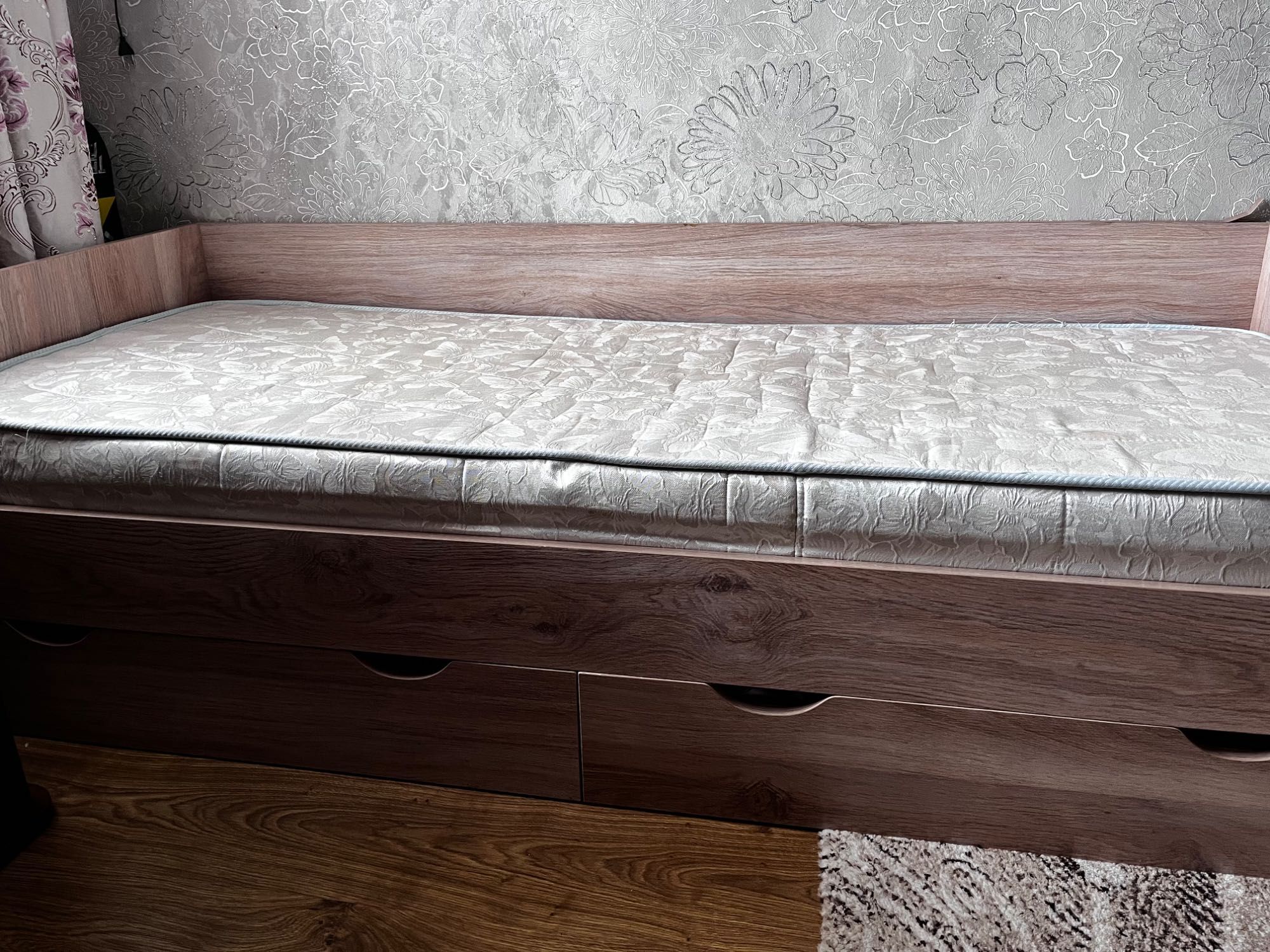 Продаю детскую кровать