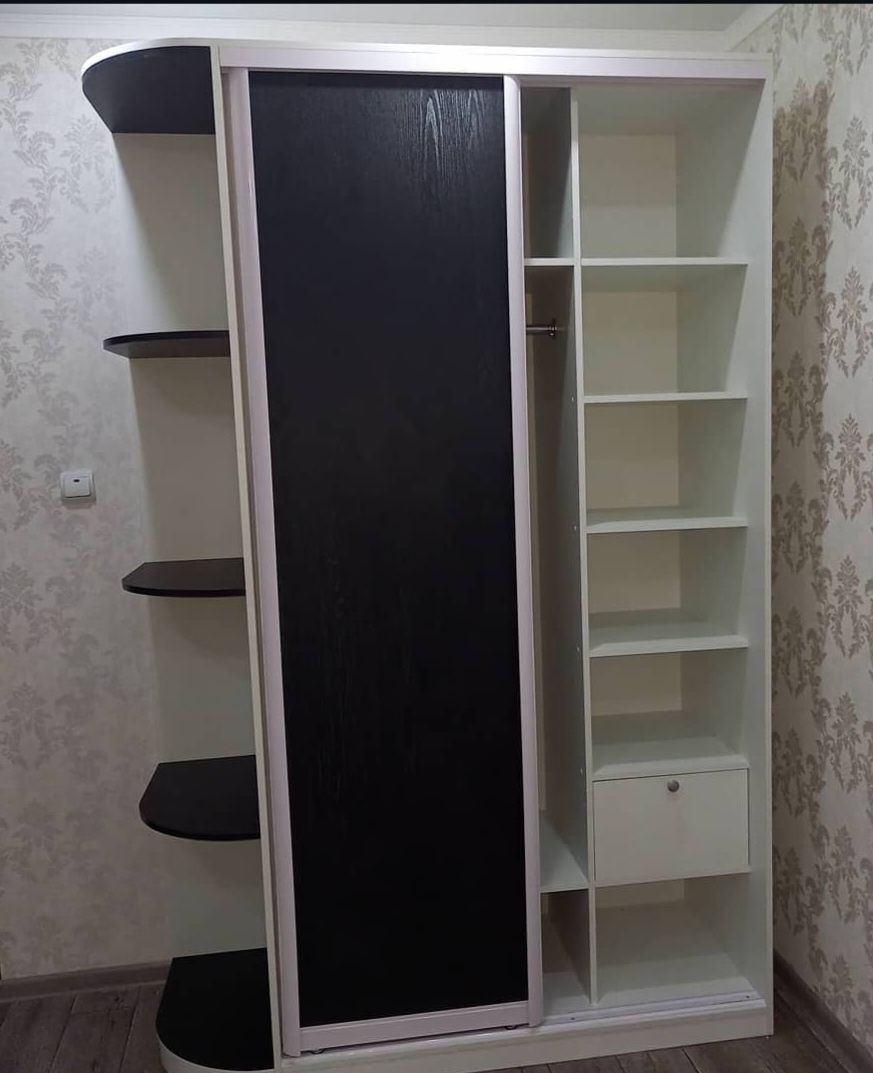 Продаётся шкаф .
