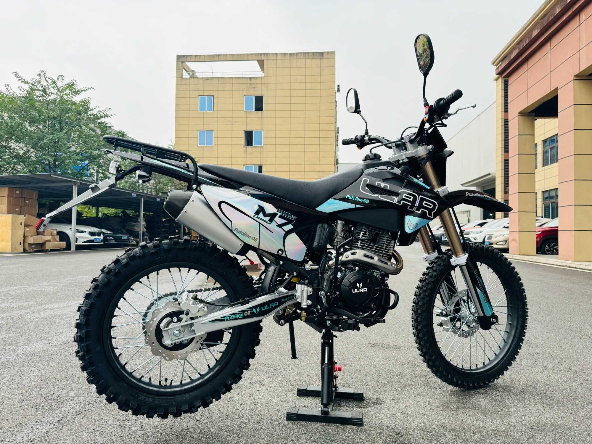 мотоцикл ULAR CB250F-M7