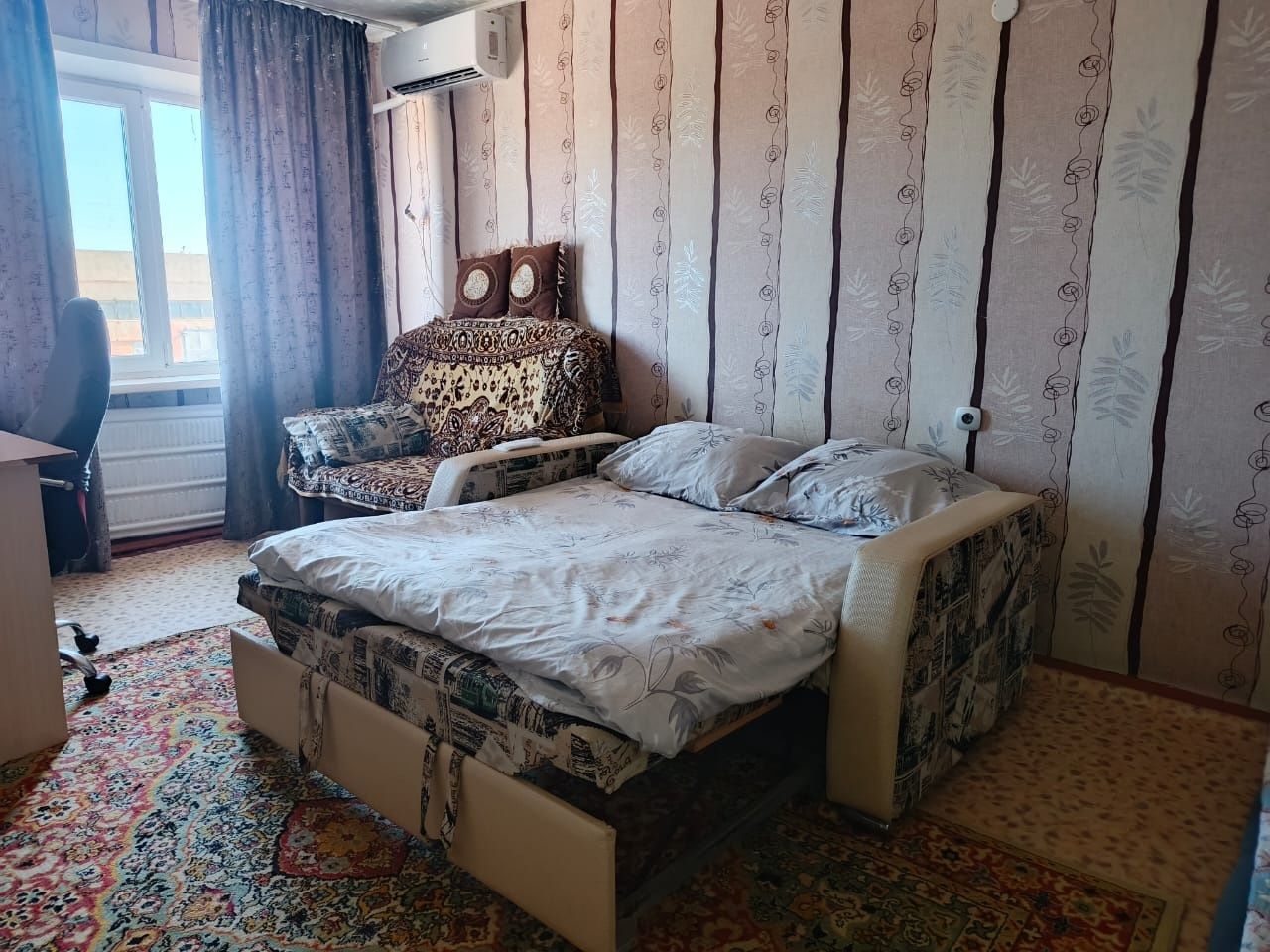 Сдам 1 кв.на 32 кв.Посуточно тн.