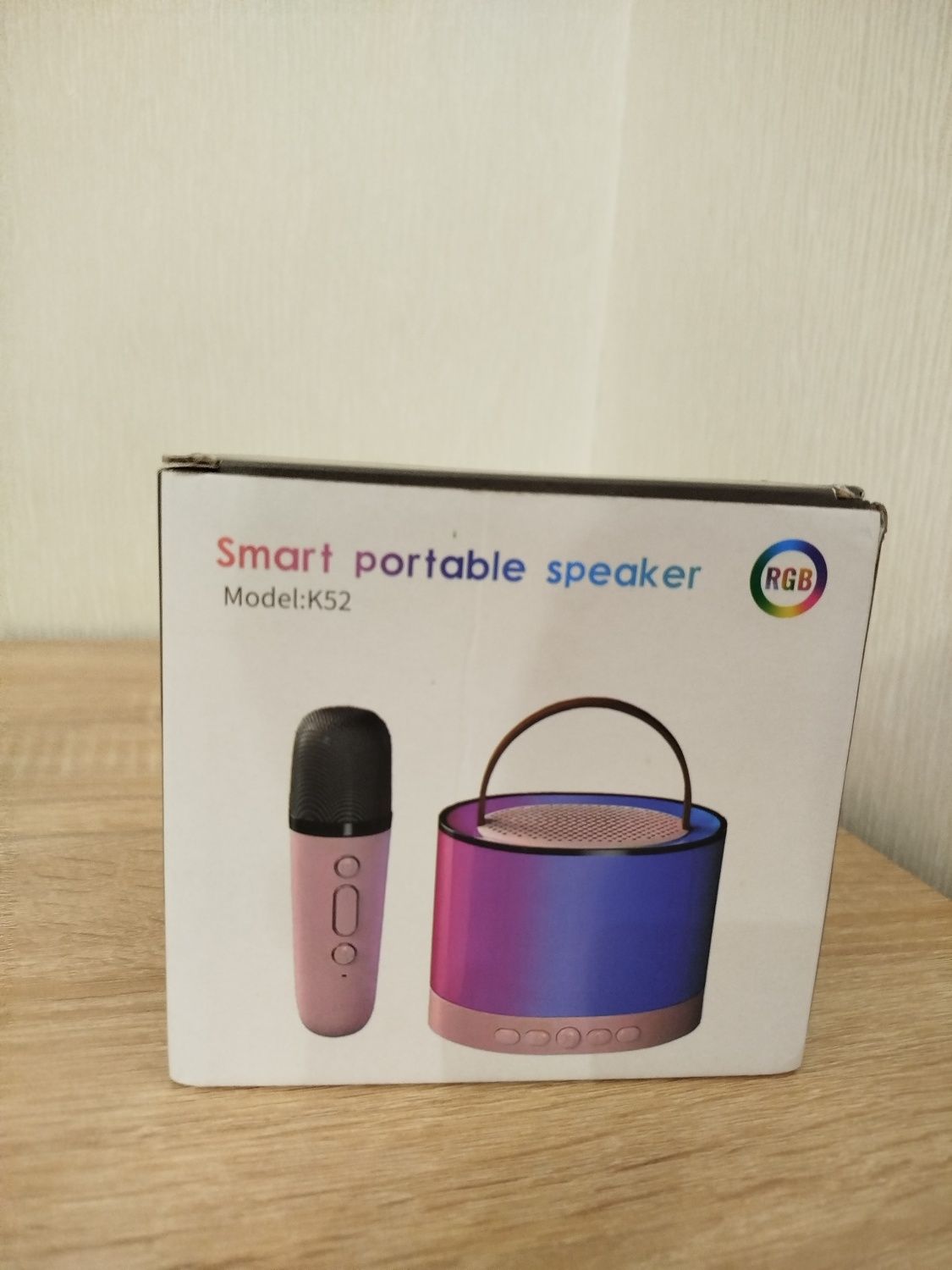 Колонка RGB с микрофонои,светящиися