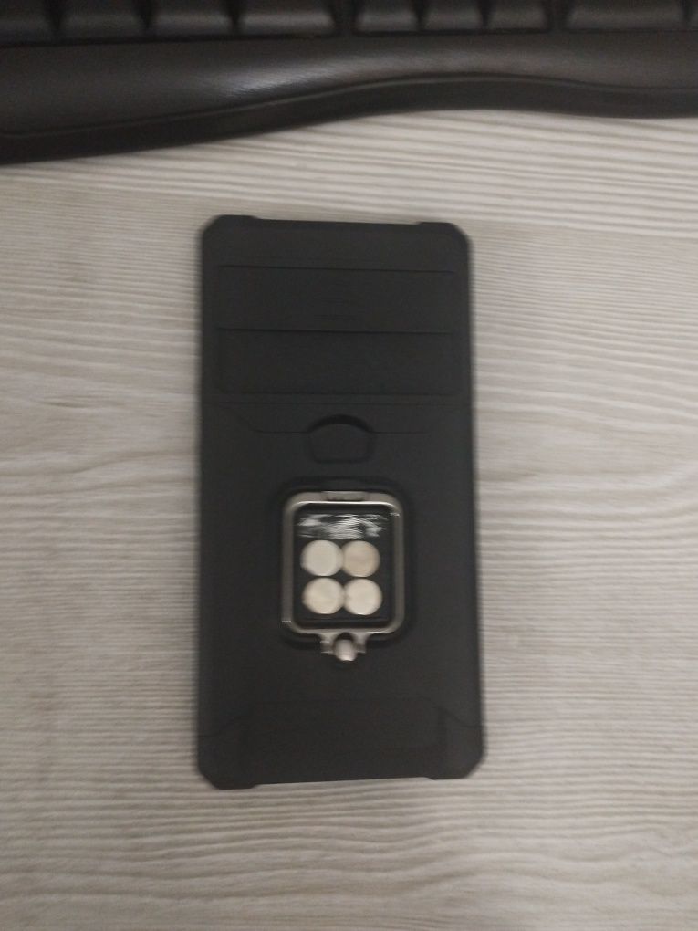 Чехол от pixel 7a в идеальном состояние