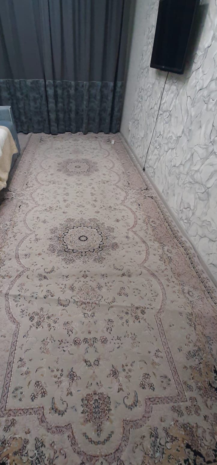 Продам Ковёр 2×5