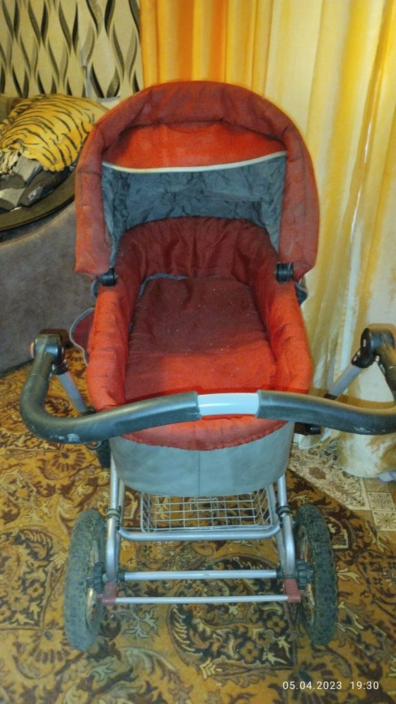 Продам коляску зима-лето