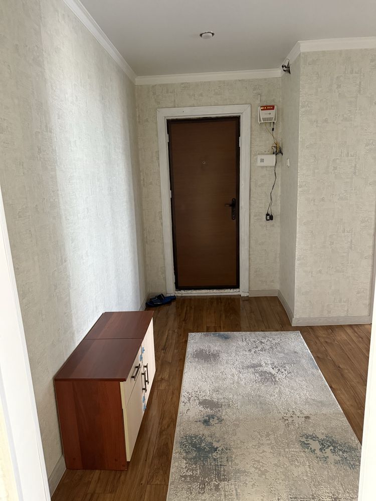 Продаётся трехкомнатная квартира на Востоке 5 . Рядом ТРЦ Каскад