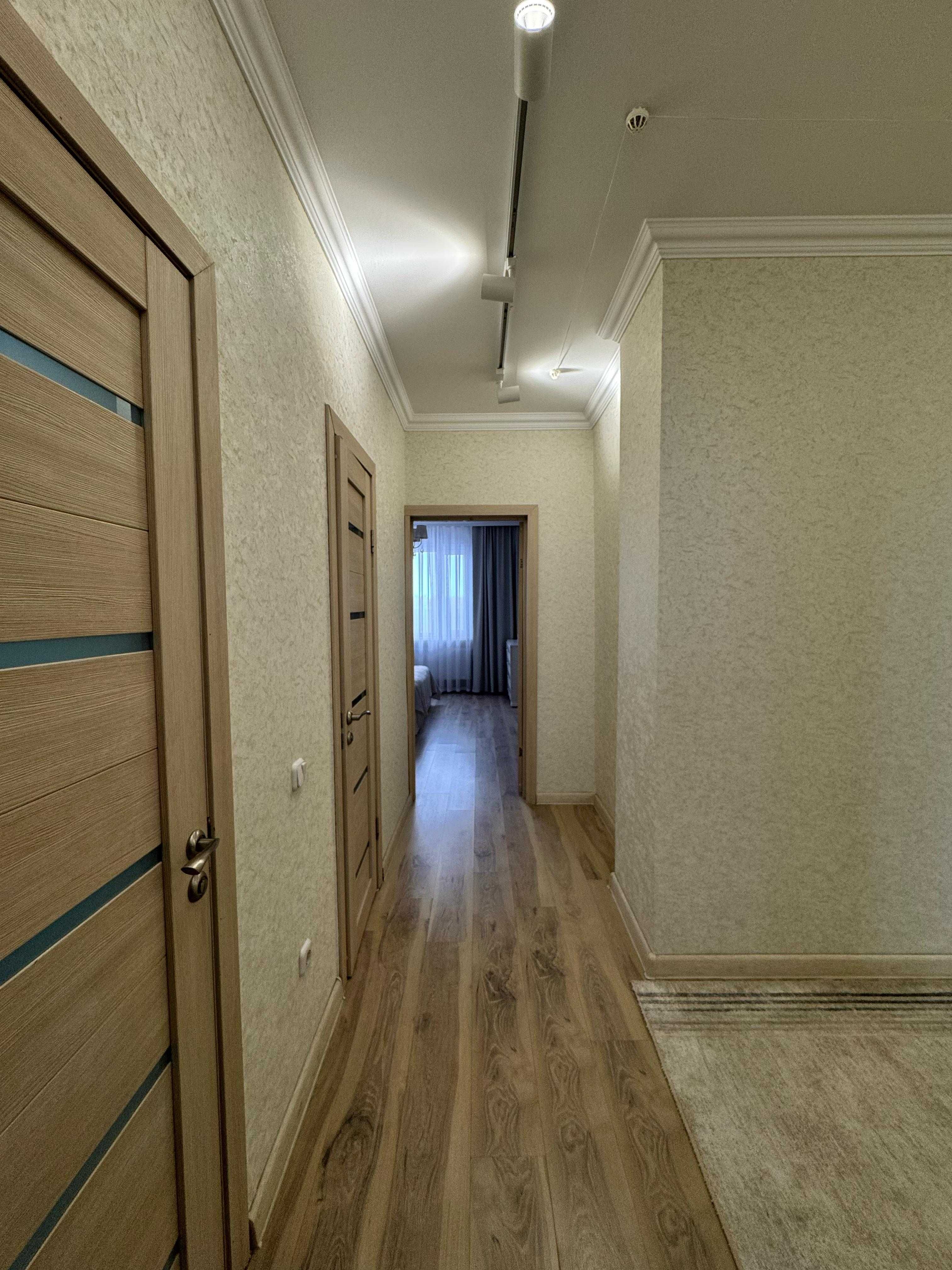 Продаем 3 комн. кв .-  89 кв.м. в НОВОМ ДОМЕ - Шахтеров 52