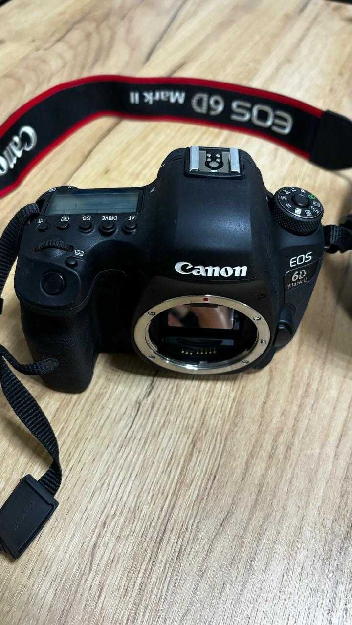 Canon 6D mark 2 с объективом Sigma 24-70 F2.8 IF EX DG HSM (Canon EF)