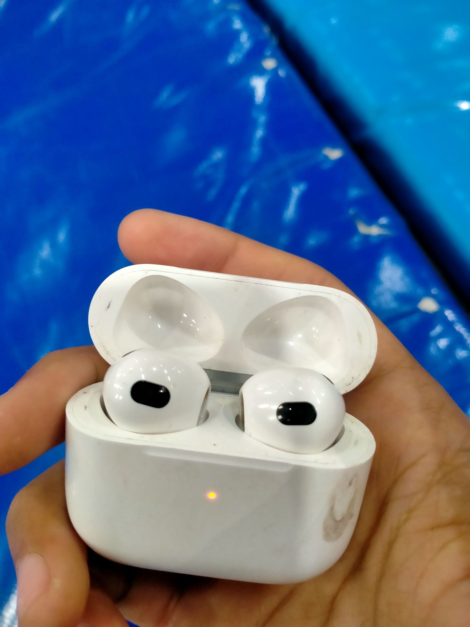 Air Pods         2