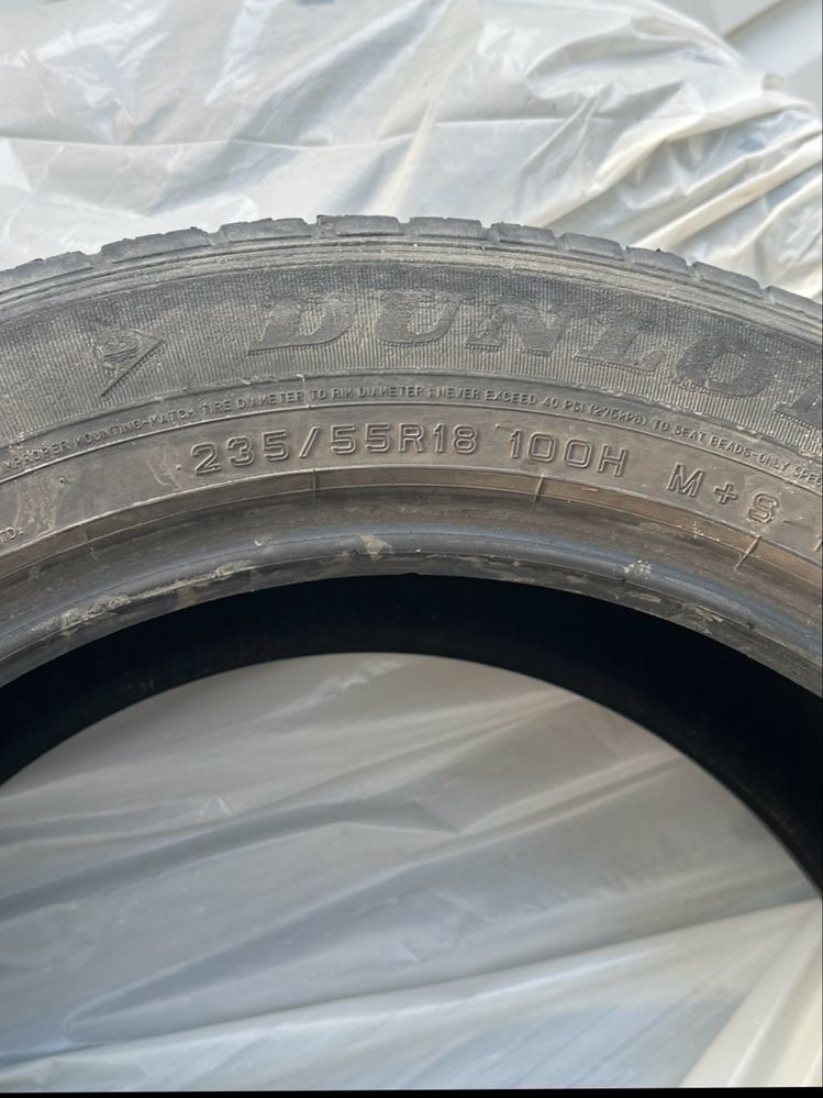 Шины Dunlop 235/55 R18 комплект — дешево, срочно
