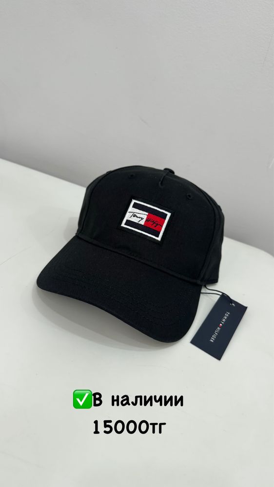 Кепки от Tommy Hilfiger, Armani Exchange