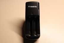Зарядка для батареек Varta 57666