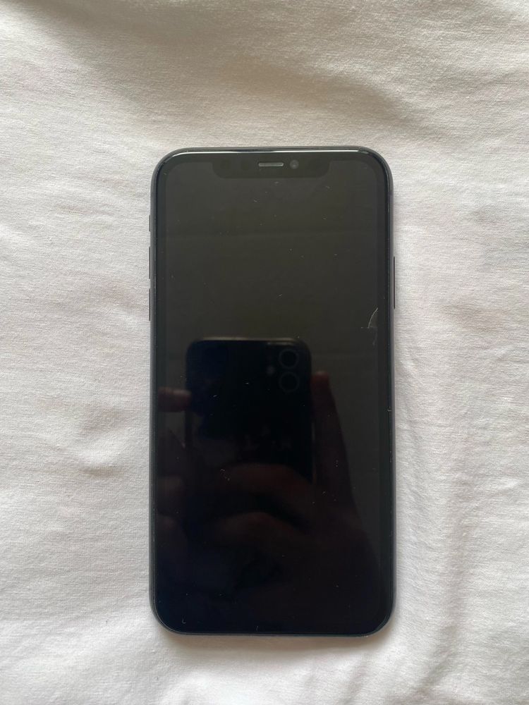 Iphone 11 64 gbвсе в идеале с каробкой