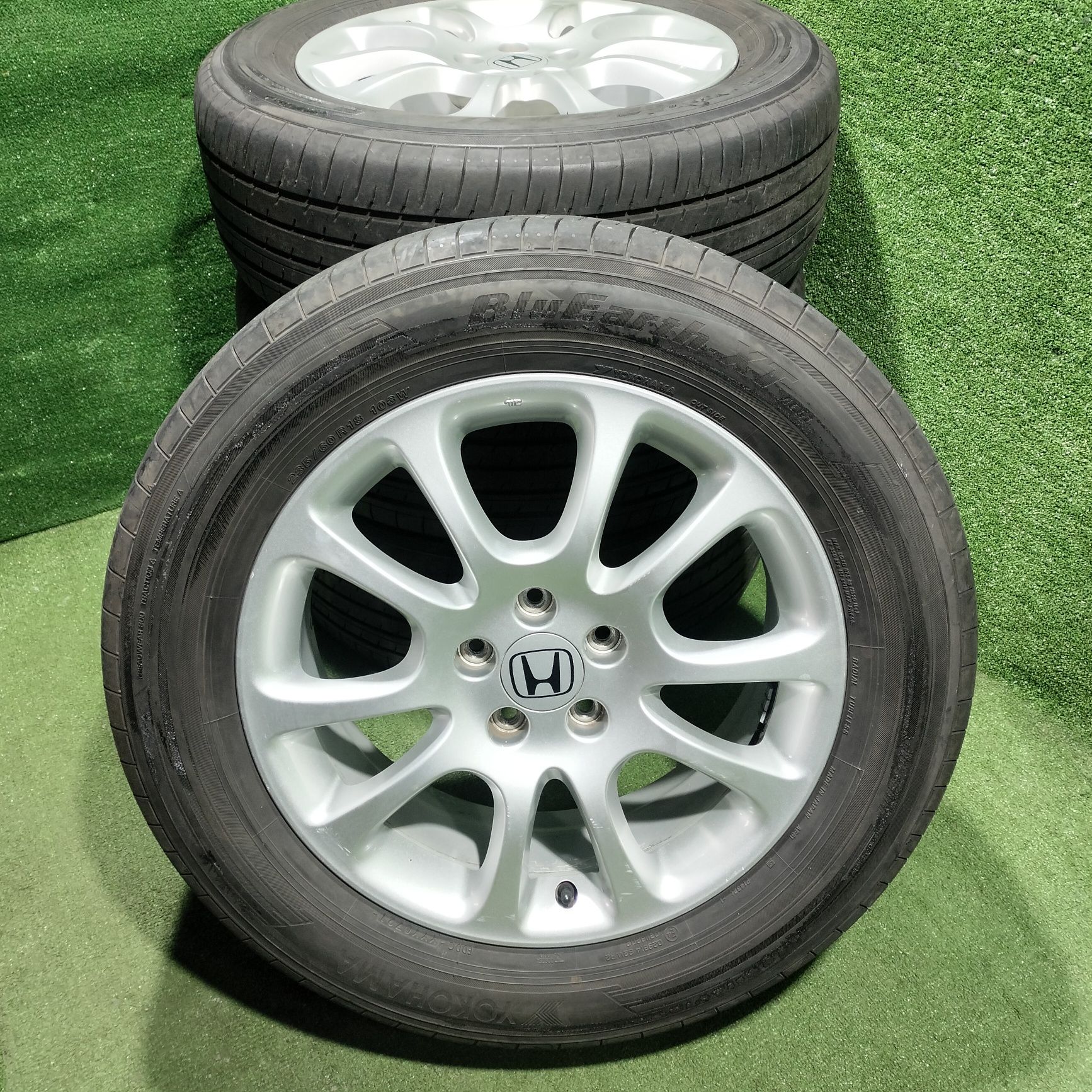 Продам Диск на HONDA CR V с шинами Yokohama 235/60 R18 лето