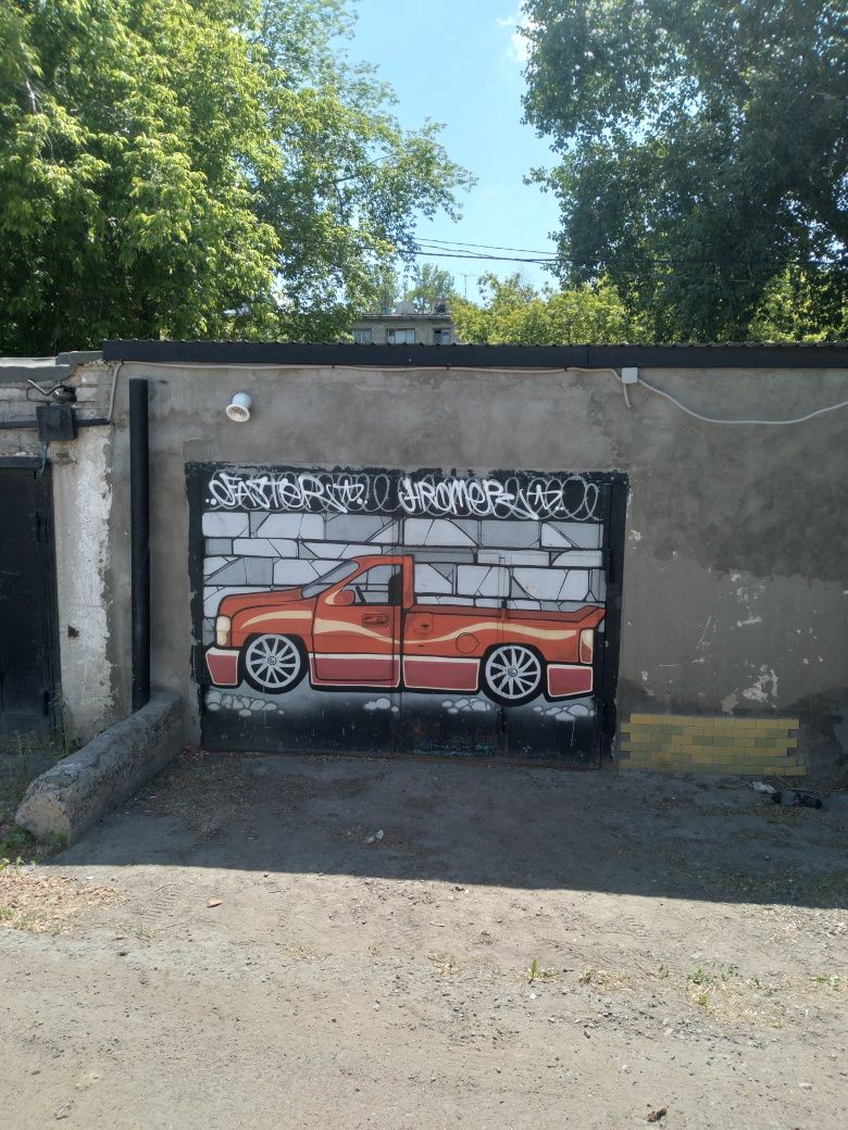 Сдам гараж в аренду