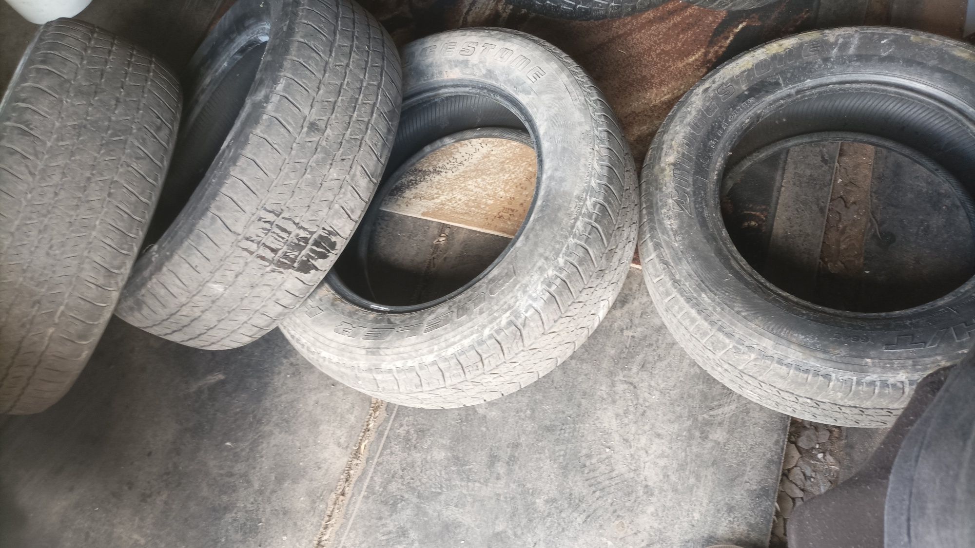 Шины "Bridgestone" 265/60/18