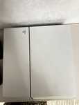 Продам Sony playstation 4