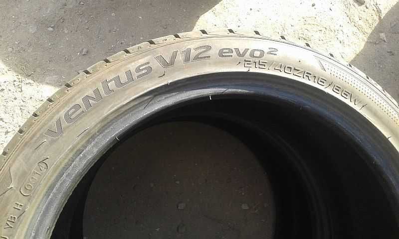 Шины 215/40 R16 - "Hankook Ventus V12 Evo2" (Венгрия), летние.