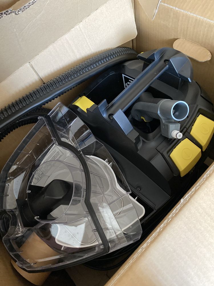 продам новый Karcher Puzzi 8/1 с табелетками