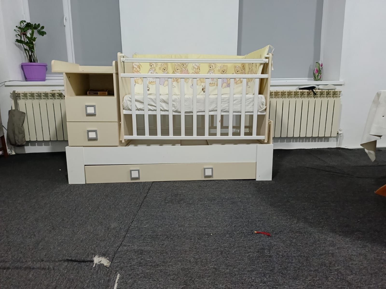 Продам детскую колыбельную кроватку