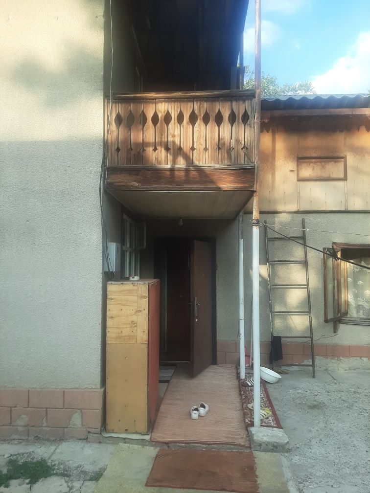 Дом на Саяхате в 3 уровня
