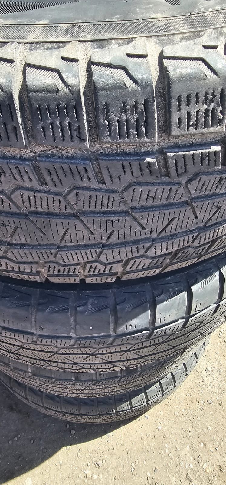 Продам автошины.