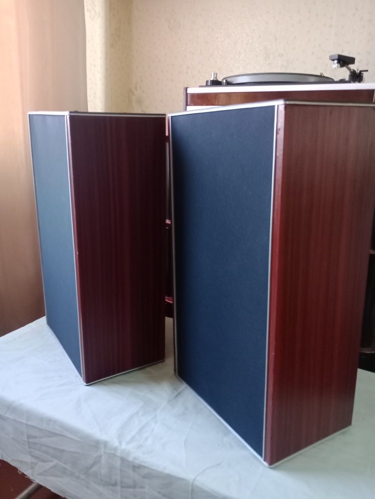 Продам колонки, тюнер