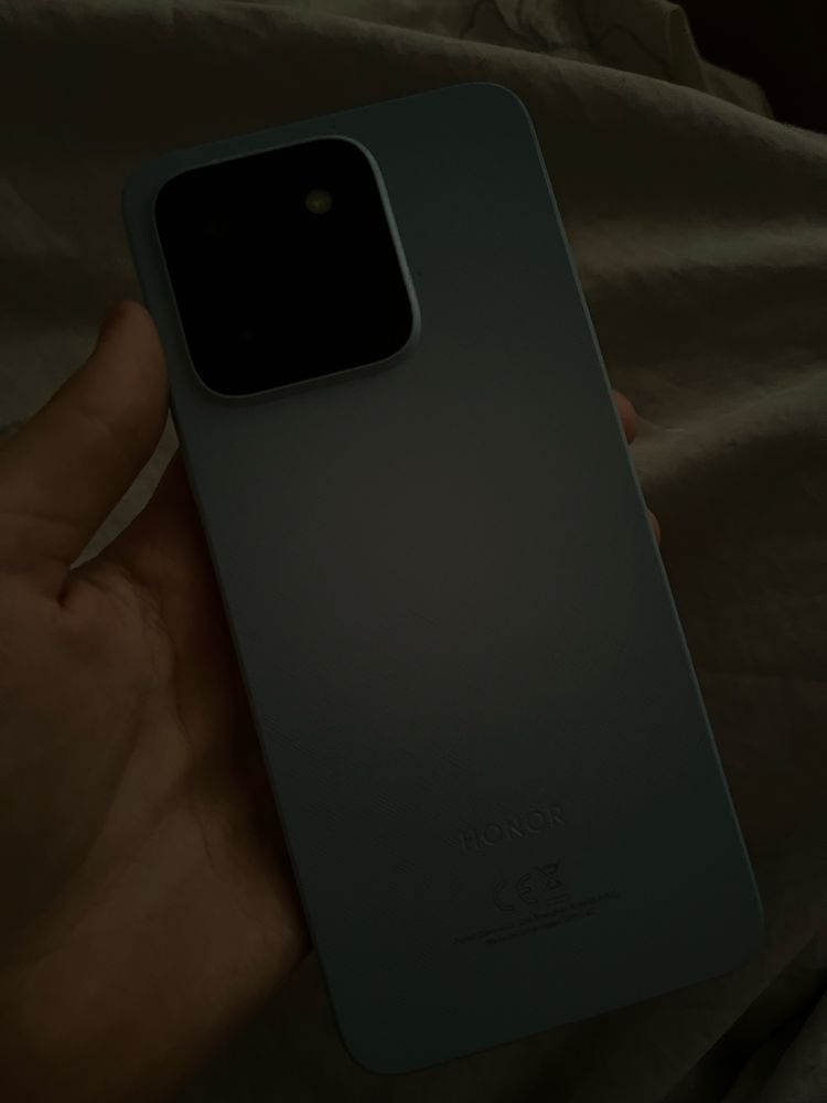 Продам  honor срочно