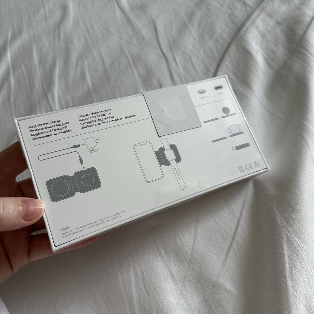 Зарядное устройство Apple MagSafe Duo Charger оригинал