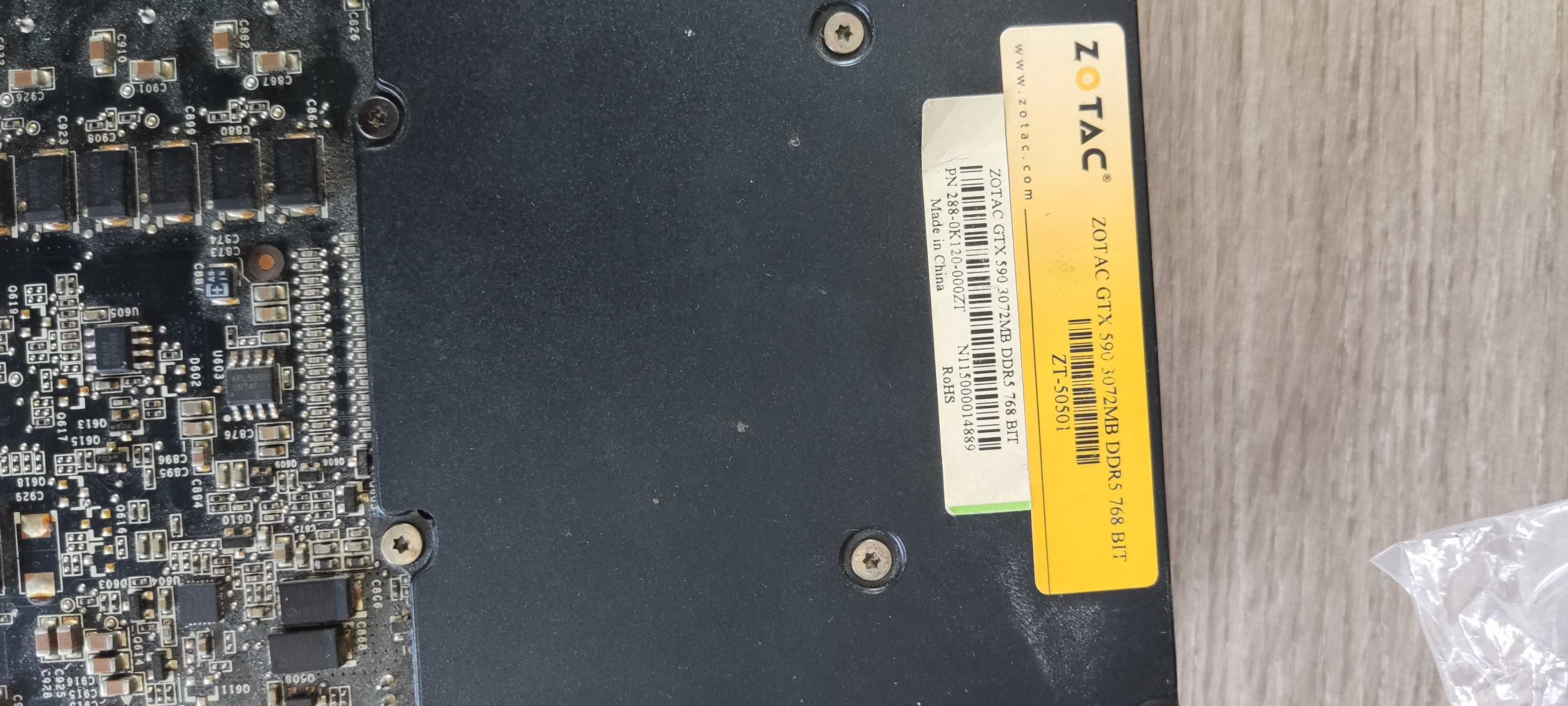 Продам Видеокарту  GTX 590 3 ГБ Zotac NVIDIA GeForce
