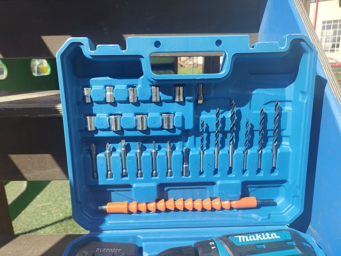 Makita Шуруповёрт