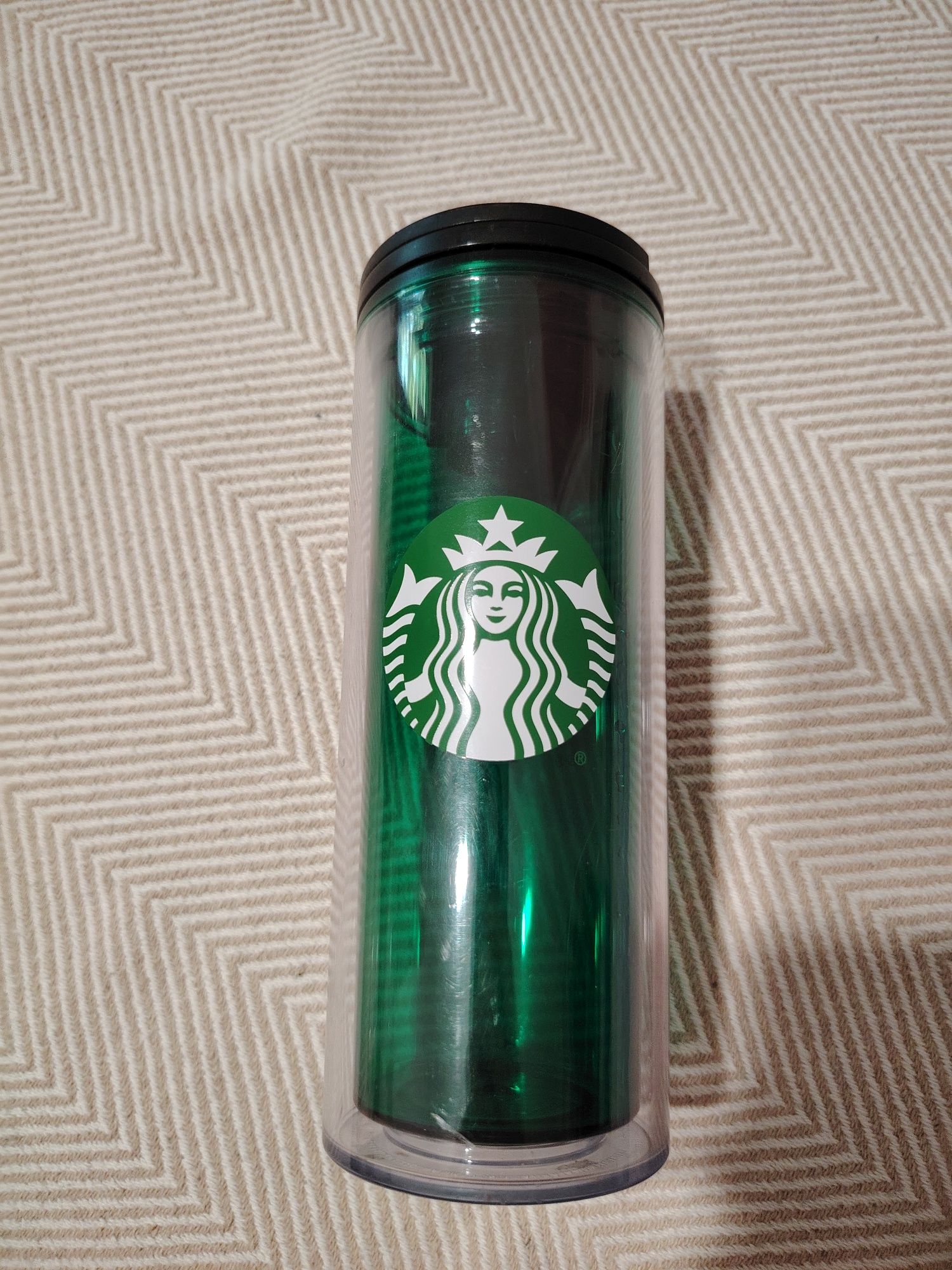 Бутылка Starbucks