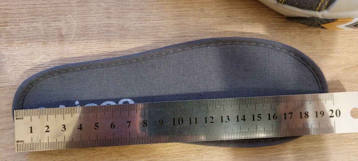 Продаю новые мокасины 32р.